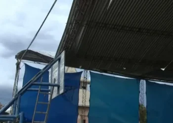 El tinglado cedió por los vientos/Captura de pantalla