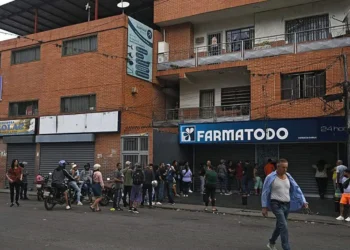 caracas_filas.jpg