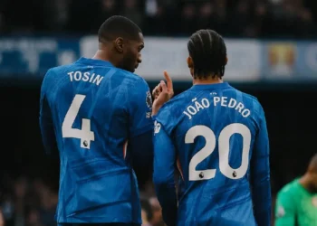Tosin y Joao Pedro. (FOTO: Chelsea Football Club)