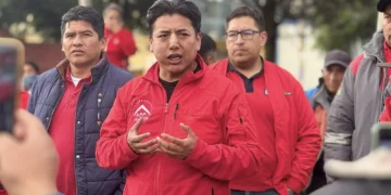 Marco Antonio Pumari participa de una actividad de campaña. (Foto: Pumari).