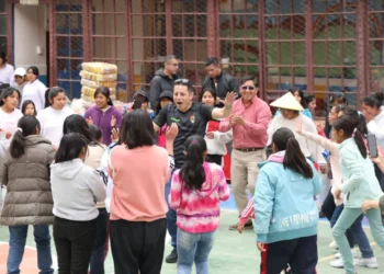 El vicepresidente retornó al Hogar Amor de Dios Penny. (Foto: Vicepresidencia)