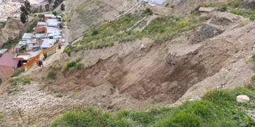Emergencia en la urbanización Cervecería por el deslizamiento de un talud. FOTO: Defensoría del Pueblo