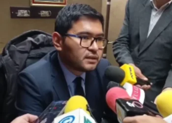El encargado distrital del Consejo de la Magistratura en Oruro, Erick Aguilar.