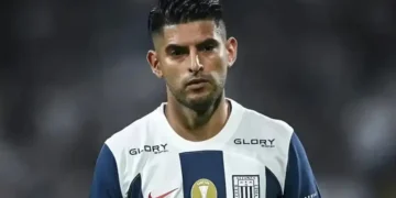 Carlos Zambrano regresó a Alianza Lima en el 2023. (Foto: X)