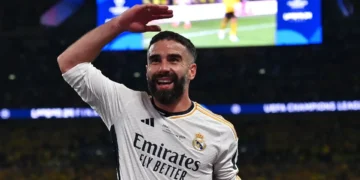 Dani Carvajal ahora pasará los próximos meses fuera de las canchas. (FOTO: AFP)
