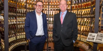 Marco Antonio Aliss y Carlos Chávez-Taffur Schmidt.