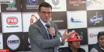 El presidente Rodrigo Paz Pereira en el aniversario de la COD de Cochabamba. Foto: Captura Bolivia Tv.