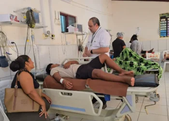 Brigadas médicas realizan el control de pacientes en San Julián, Santa Cruz. FOTO: GADSC