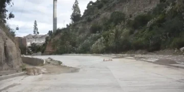 El pavimento rígido de la avenida La Paz. FOTO: GAMLP