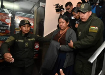 La exministra Nemecia Achacollo tras su aprehensión en 2016. (Foto: Archivo)