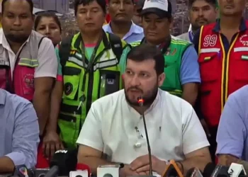 Conferencia de prensa tras la reunión de transportistas, YPFB y Comité pro Santa Cruz