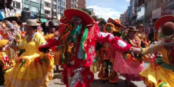 La entrada de Carnaval en El Alto. FOTO: GAMEA