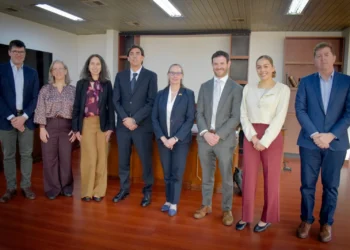 El ministro Mauricio Zamora sostuvo los encuentros con la delegación de Estados Unidos. Foto: Ministerio de Obras Públicas.