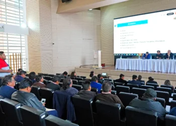 YPFB presentó su sistema a dirigentes transportistas. Foto: YPFB.