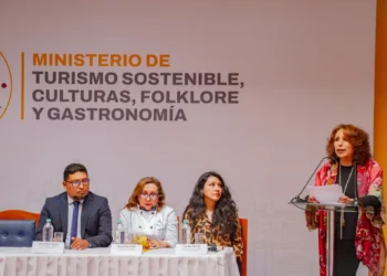 La ministra de Turismo, Cynthia Yañez, en el lanzamiento de las actividades de Semana Santa. FOTO: Viceminsterio de Gastronomía