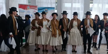 Elenco de danza de la Escuela Municipal de las Artres. FOTO: GAMEA