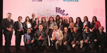 Participantes de una versión anterior del Premio de Periodismo. FOTO: RRSS