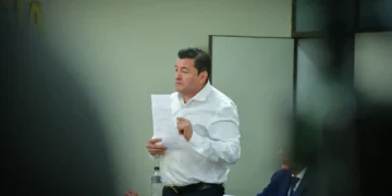El alcalde de Santa Cruz, Jhonny Fernández, durante su audiencia cautelar. FOTO: GAMSC