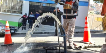 La ley establece que se debe instalar hidrantes estratégicos en centros de salud, mercados, avenidas principales y otros. FOTO: EPSAS
