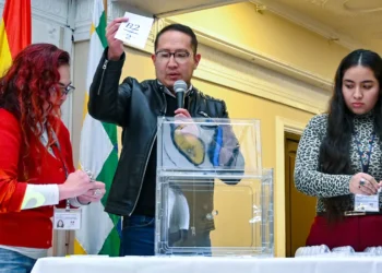 Sorteo para el debate electoral de los municipios de La Paz y El Alto.