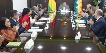 El fiscal general Roger Mariaca se reúne con representantes de ONU Mujeres.3 (Foto: Fiscalía General)