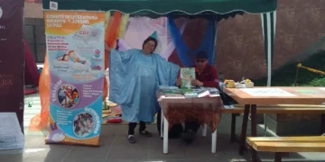 La Subalcaldía Cotahuma organiza la "Feria del trueque del libro" en la plaza Abaroa. FOTO: Subalcaldía Cotahuma