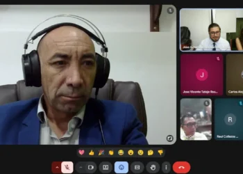 Reunión virtual entre la Fiscalía General y el Ministerio Público de Perú. (Foto: Fiscalía General).