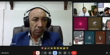 Reunión virtual entre la Fiscalía General y el Ministerio Público de Perú. (Foto: Fiscalía General).