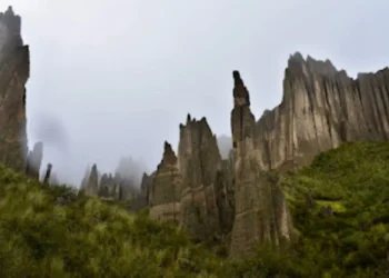 El Valle de Gigantes está uibicado en las serranías de Aruntaya. FOTO: Javier Escalier