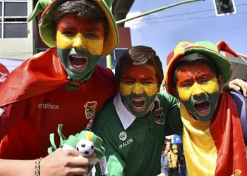 La afición dio un banderazo a la Verde en Monterrey, previo al duelo con Surinam (APG)