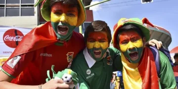La afición dio un banderazo a la Verde en Monterrey, previo al duelo con Surinam (APG)