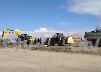 El avión siniestrado fue retirado de las inmediaciones del Aeropuerto de El Alto.