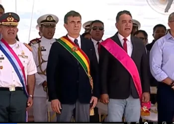 El presidente Rodrigo Paz participa de los actos del Día del Mar en Puerto Quijarro, Santa Cruz.