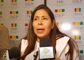 Fátima Tardío es declarada ganadora de la Alcaldía de Sucre.