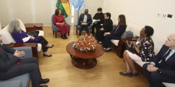 Comisión de Onu Mujeres de visita en Bolivia, se reúne con autoridades de Estado