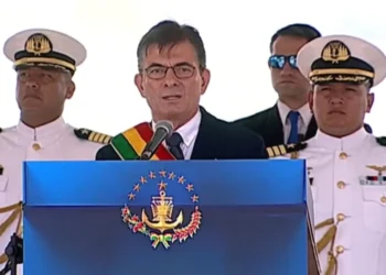 El presidente Rodrigo Paz participa de los actos por el Día del Mar en Puerto Quijarro, Santa Cruz.