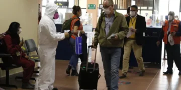 Aeropuerto de El Alto cumple al 84% con estándares de vigilancia epidemiológica. FOTO: Archivo Ministerio de Salud