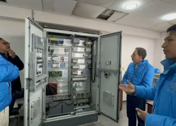 Una comisión técnica inspeccionó la Línea Turística Virgen del Socavón en Oruro. FOTO: Mi Teleférico