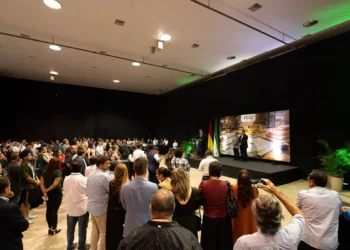 Acto de inauguración de la Ficad en Santa Cruz. Foto: Ficad