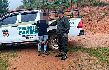 La Policía aprehende al joven de 22 años. (Foto: Fiscalía)