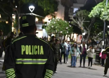 Policía