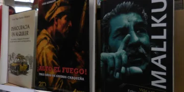 Los libros más vendidos en la Feria Internacional del Libro de El Alto. FOTO: CDLLP