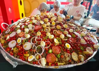 Los visitantes a la feria degustaron de este platillo/Enfoque News