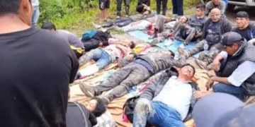 Heridos en el accidente de tránsito en la carretera La Paz - Apolo. FOTO: Red Yungas
