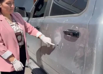 Dispararon contra la puerta trasera de la camioneta/PDI Chile