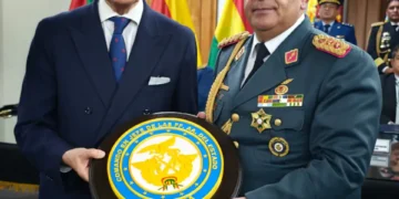 Bolivia recibe distinción internacional en seguridad y defensa.
Foto: Ministerio de Defensa