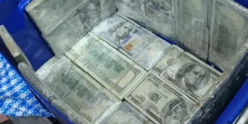 Los billetes estaban ocultos en la conservadora/PFA