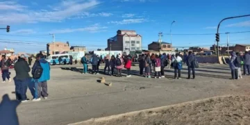 Los maestros bloquean en varios puntos estratégicos/RRSS