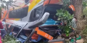 El bus sufrió un vuelco de tonel/RRSS