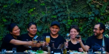 Personal de la pizzería 'Imiilla Alzada'. FOTO: RRSS